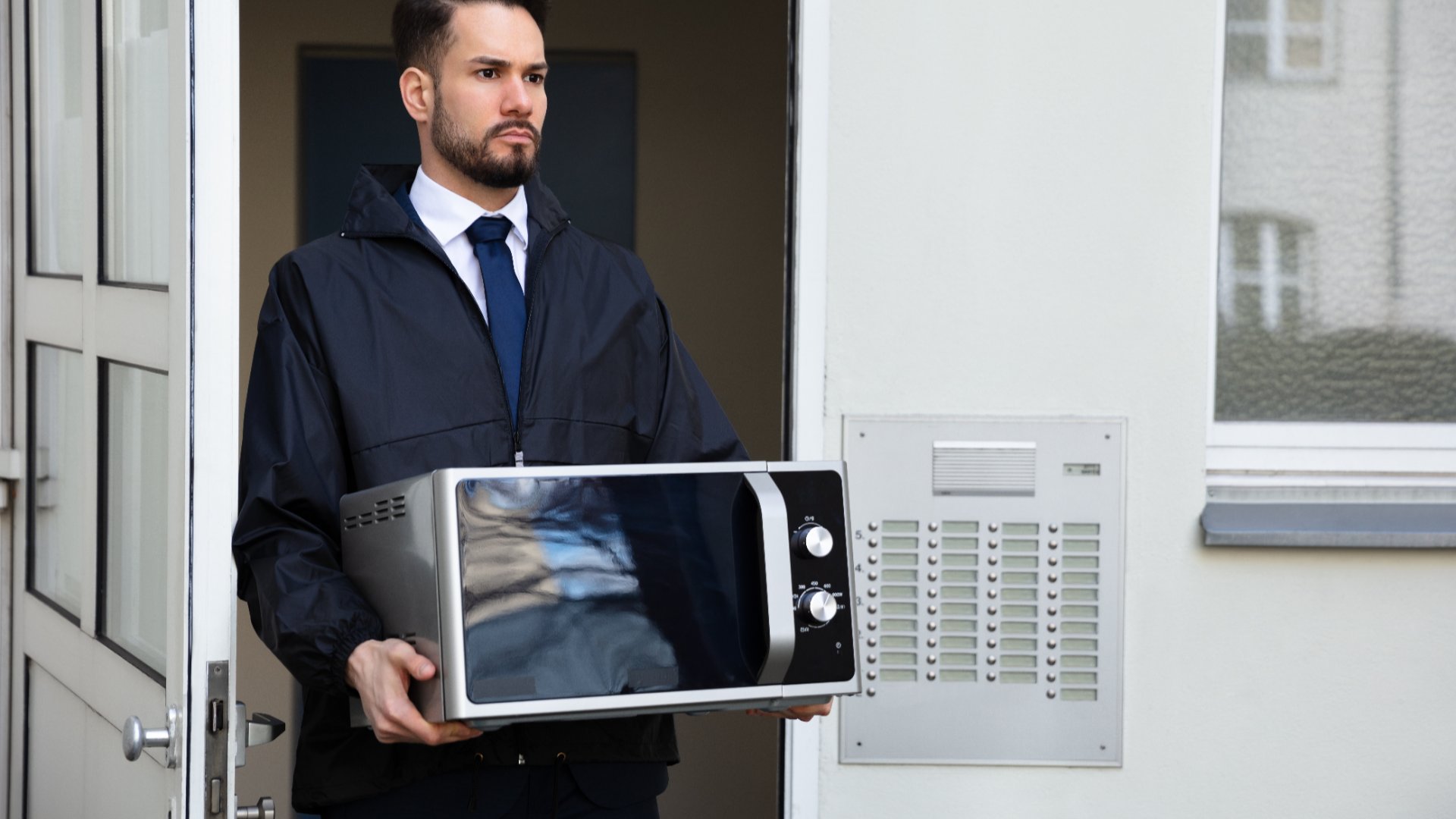 121519894-presentation-wide-webp